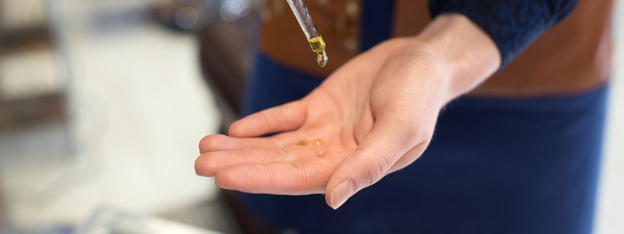 Best Natural Facial Serum for Acne: Everything You Need to Know